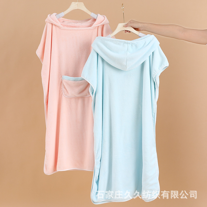 ADULT HOODED WEARABLE TOWEL - FREE SIZE.