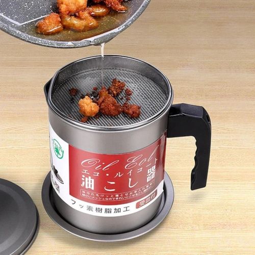 STAINLESS STEEL OIL CAN WITH SIEVE