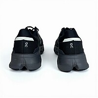 On Cloudswift – Black | Rock