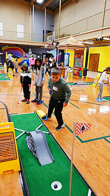 Dino Bridge (Mini Golf)