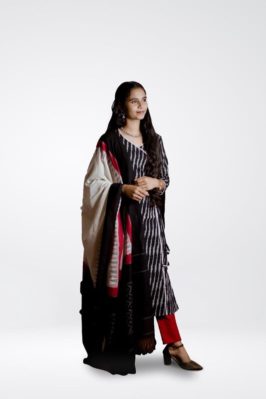 Double IKKAT Cotton Salwar Set/Black-White-Red/Slitted Top -Pencil Pant-IKKAT Dupatta