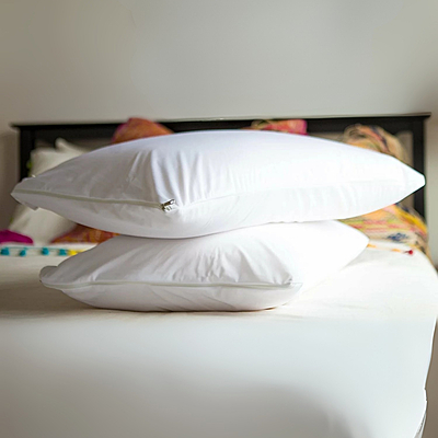 Pillow Protector White - Queen