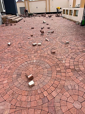 PM301: PLANET PAVING BLOCK (01) 