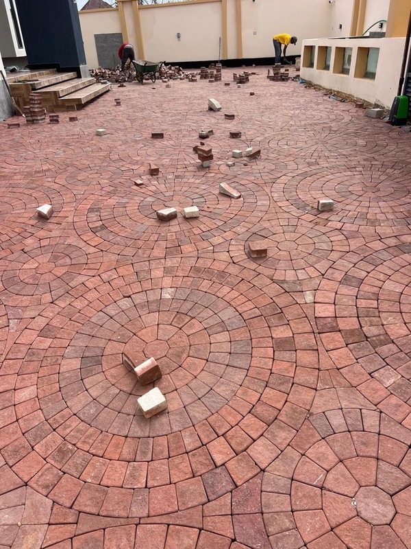 PM301: PLANET PAVING BLOCK (01) 