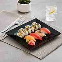 Plates Square BLK 10" 12/10