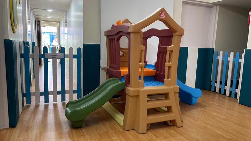 Play Station (Small) – Step2 Play Up Double Slide Climber