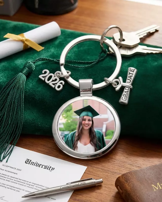 Primo Collection Graduation Keychain