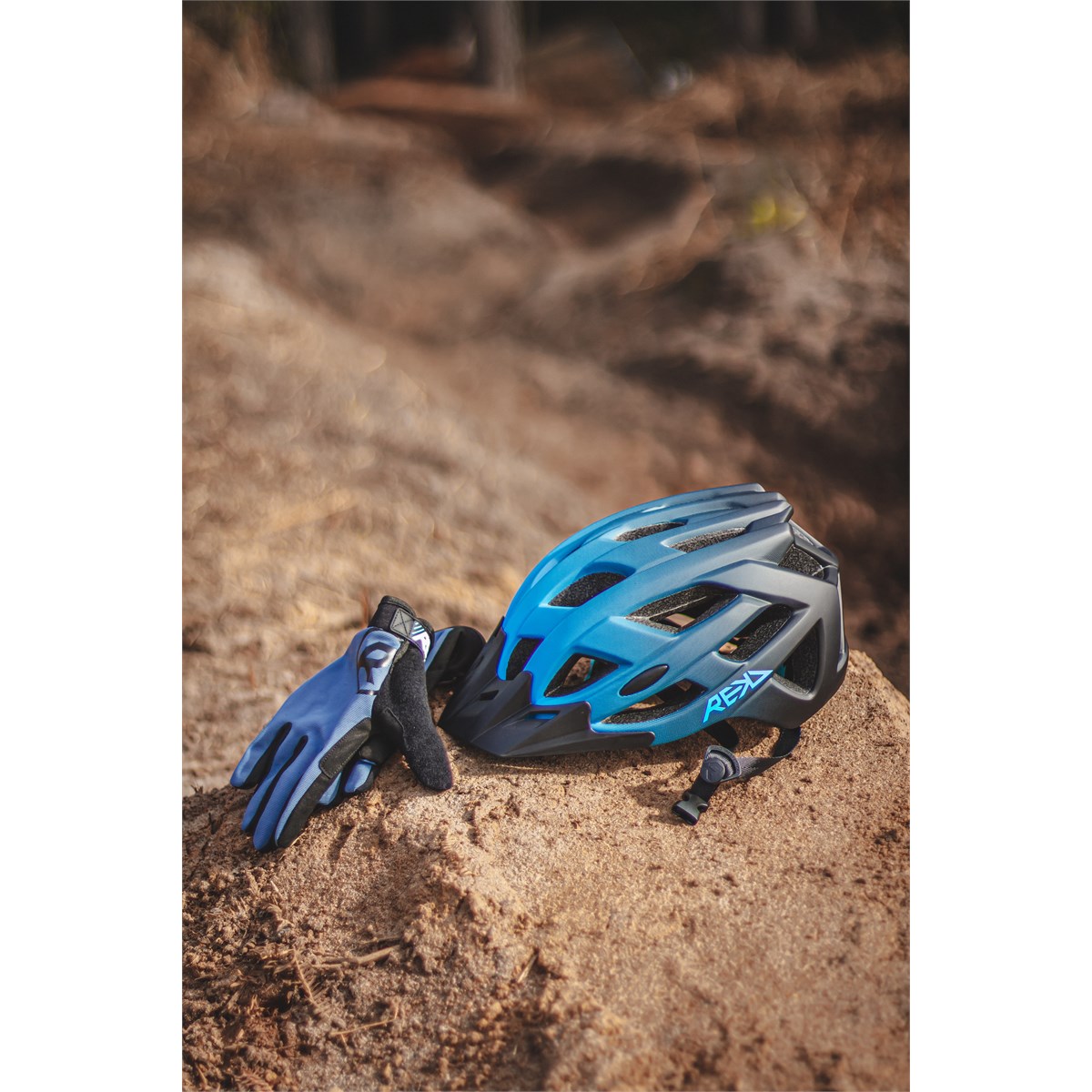 REKD Pathfinder Helmet