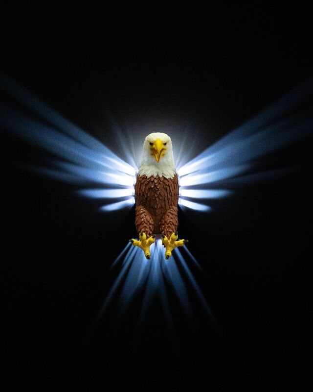 Realistic Eagle Wall Light