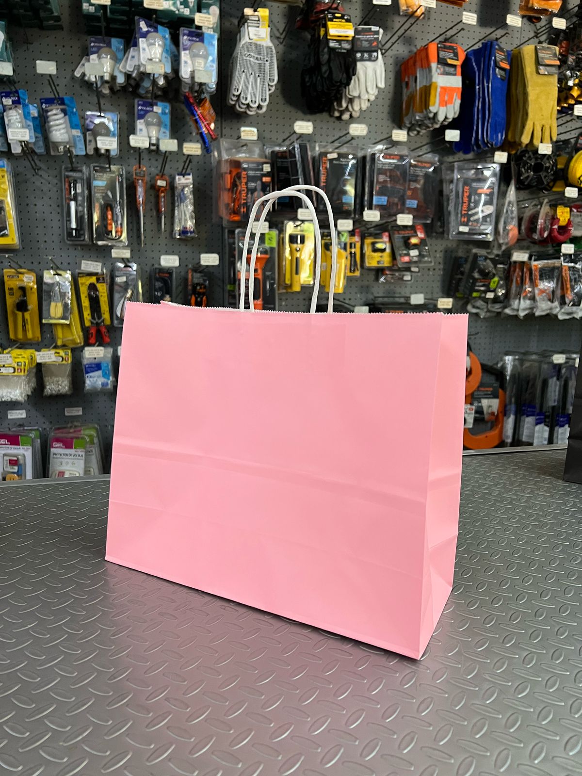 Bolsa Lisa Kraft con Agarradera Rosa Ancha 12"x4.5"x10" M