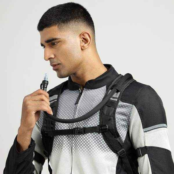 ROYAL ENFIELD WATER TRAIL BAGPACK BLACK ROYAL ENFIELD WATER TRAIL BAGPACK BLACK