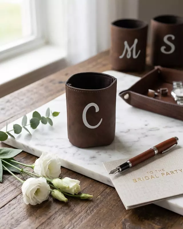 Saddle Collection Can Holder