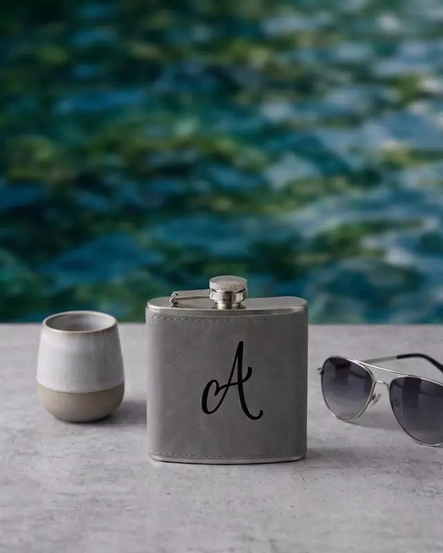 Saddle Collection Hip Flask (6oz)