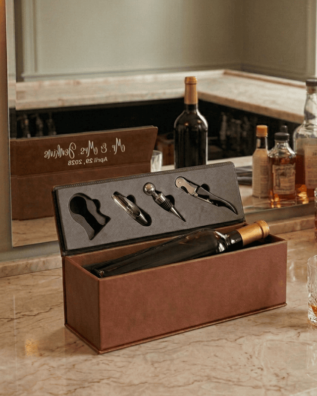 Saddle Collection Wine Bottle Boxed Set