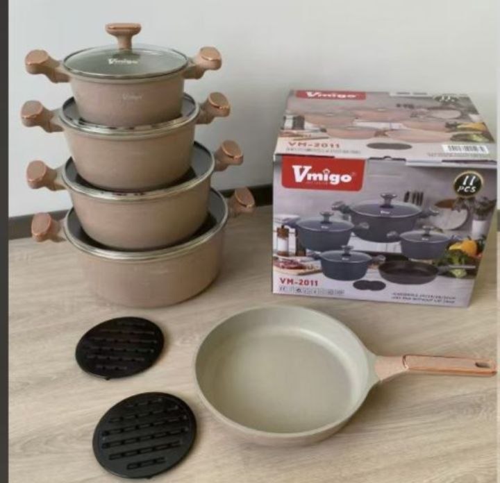 SET OF 5 GRANITE POTS WITH ACCESSORIES