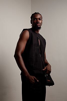 SEUN CUT-OUT TOP SEUN CUT-OUT TOP