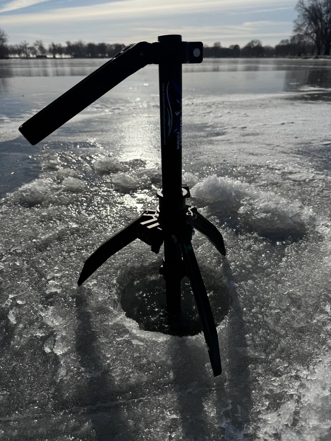 Summit Fishing FFS Carbon Fiber Transducer Ice Pole - Lowrance Eagle Eye