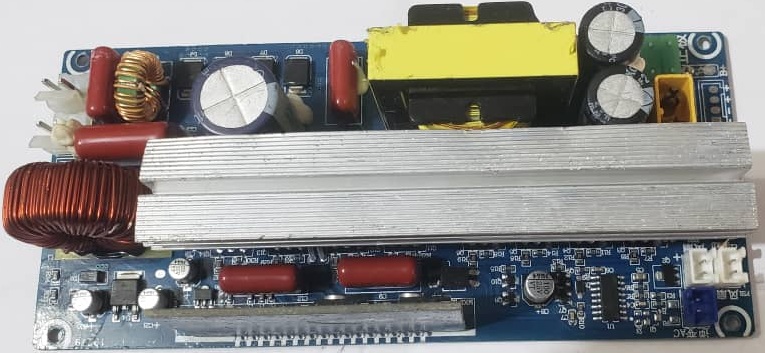 12VDC TO 220VAC 400W PURE-SINEWAVE INVERTER (USED)