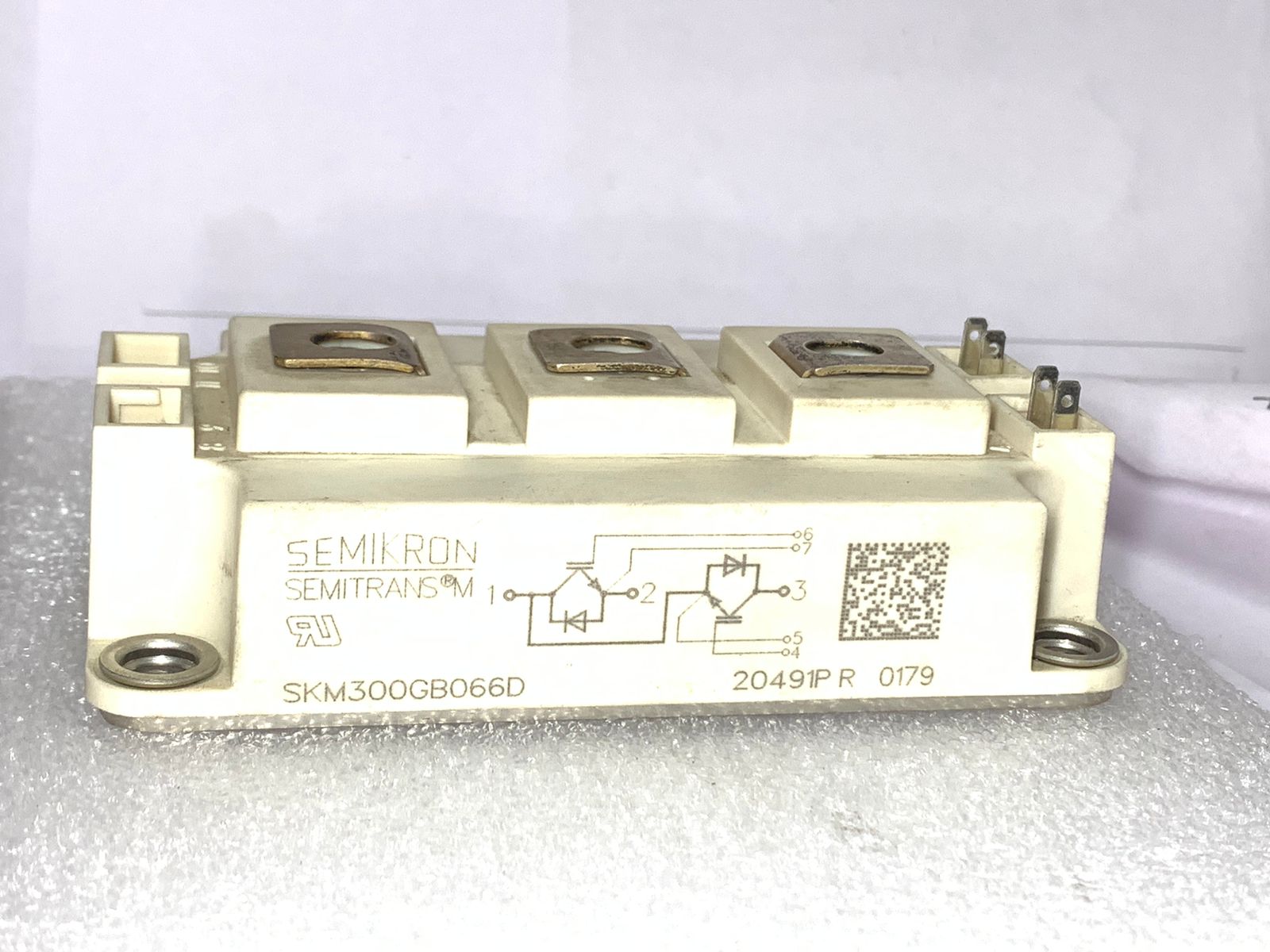 SKM300GB12T4