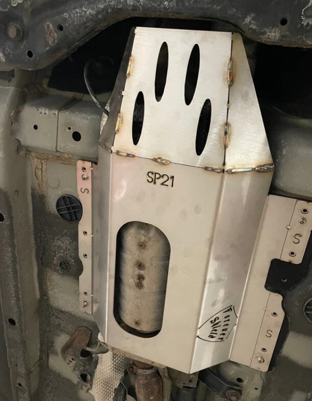 2016+ Mitsubishi RVR Catalytic converter Shield