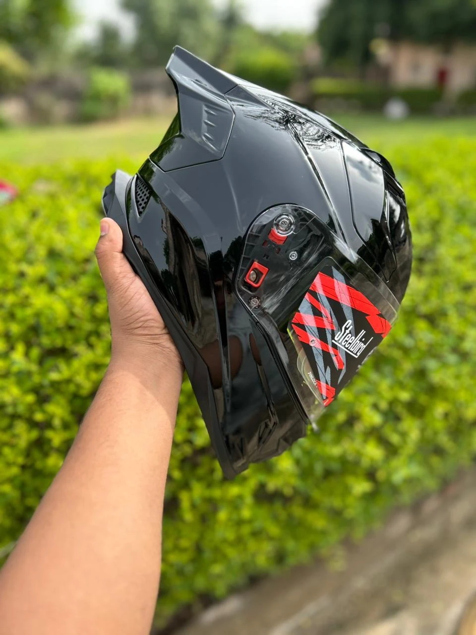 STEELBIRD SBH-61 ISS BT SXE GLOSSY BLACK WITH AFS EDITION C/V 600MM (WITH ANTIFOG) WITH BLUETOOTH STEELBIRD SBH-61 ISS BT SXE GLOSSY BLACK WITH AFS EDITION C/V 600MM (WITH ANTIFOG) WITH BLUETOOTH