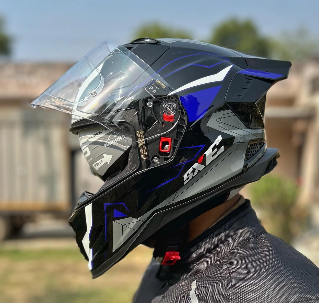 STEELBIRD SBH-61 ISS SXE RACE-X GLOSSY BLACK/BLUE C/V 620MM WITH AFS STEELBIRD SBH-61 ISS SXE RACE-X GLOSSY BLACK/BLUE C/V 620MM WITH AFS
