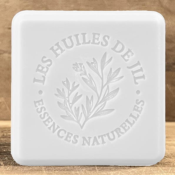 Savon hydratant au Karité et huile essentielle de Jasmin Savon hydratant au Karité et huile essentielle de Jasmin
