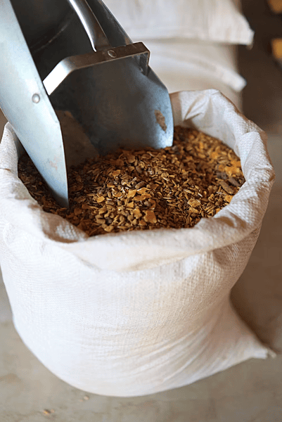 18% Show Lamb Grower