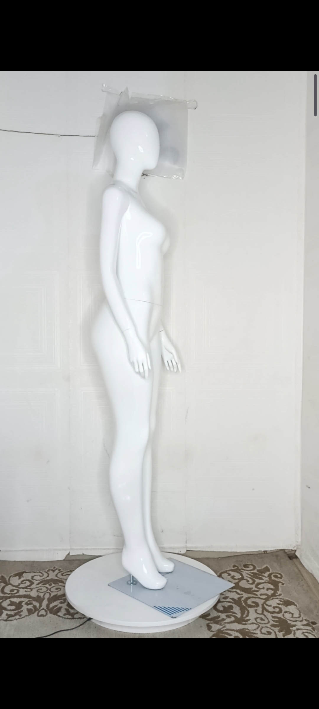 Female Mannequin-Full Plain Colour-Full Fibreglass Size 10
