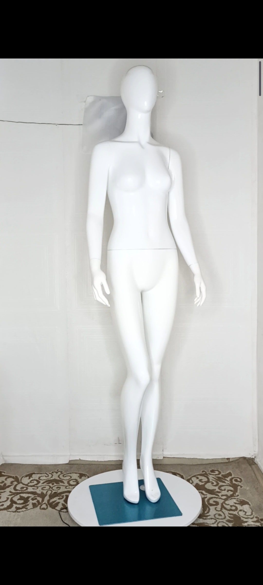 Tall Female Glossy White Fibreglass Mannequin Egghead Size 8 Straight hands Posture