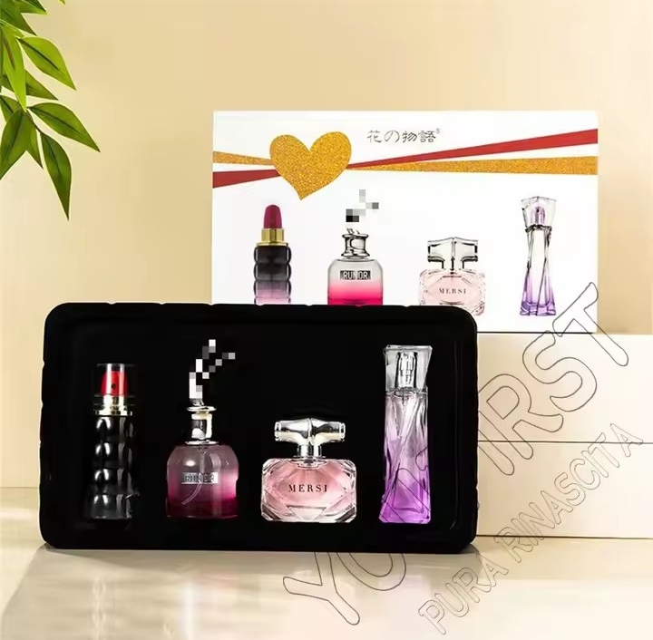 4IN1 PERFUME WITH LIPSTICK - 3 PERFUME + 1 LIPSTICK