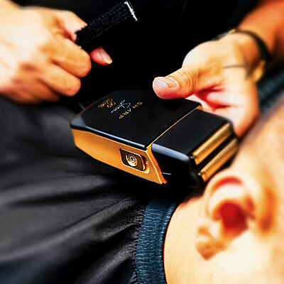Shaver SHARP Black & Gold Marca Old Scull Shaver SHARP Black & Gold Marca Old Scull