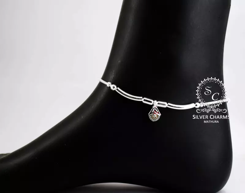 Silver Foot Ornament Silver Foot Ornament