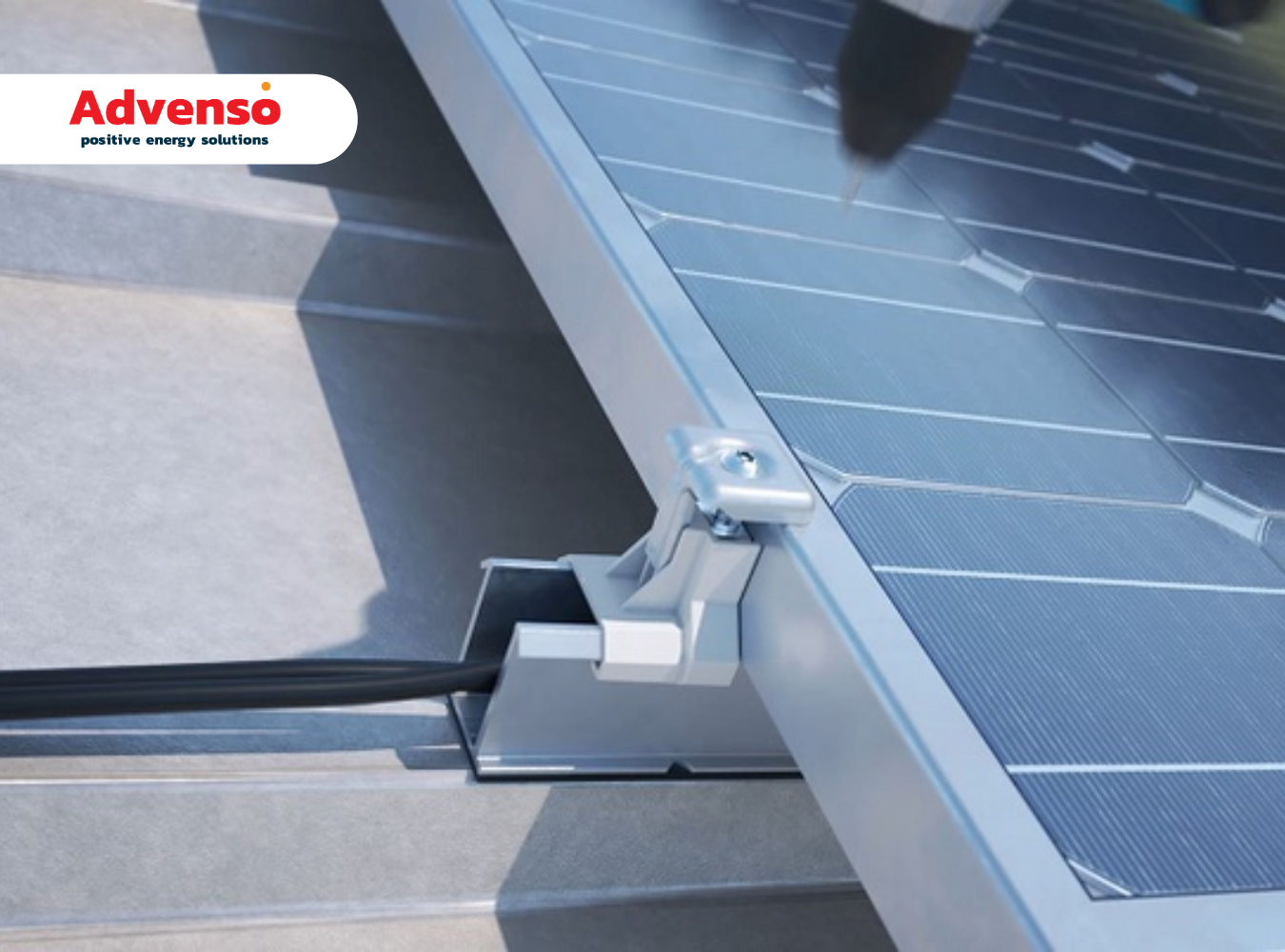 2 Stekkerpanelen met Envertech omvormer – Staaldak/Trapeziumplaat 2 Stekkerpanelen met Envertech omvormer – Staaldak/Trapeziumplaat