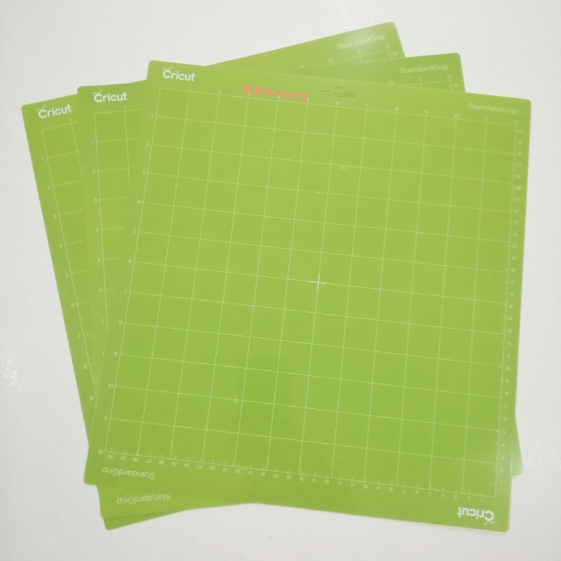 Cricut StandardGrip Machine Mat 12in x 12in