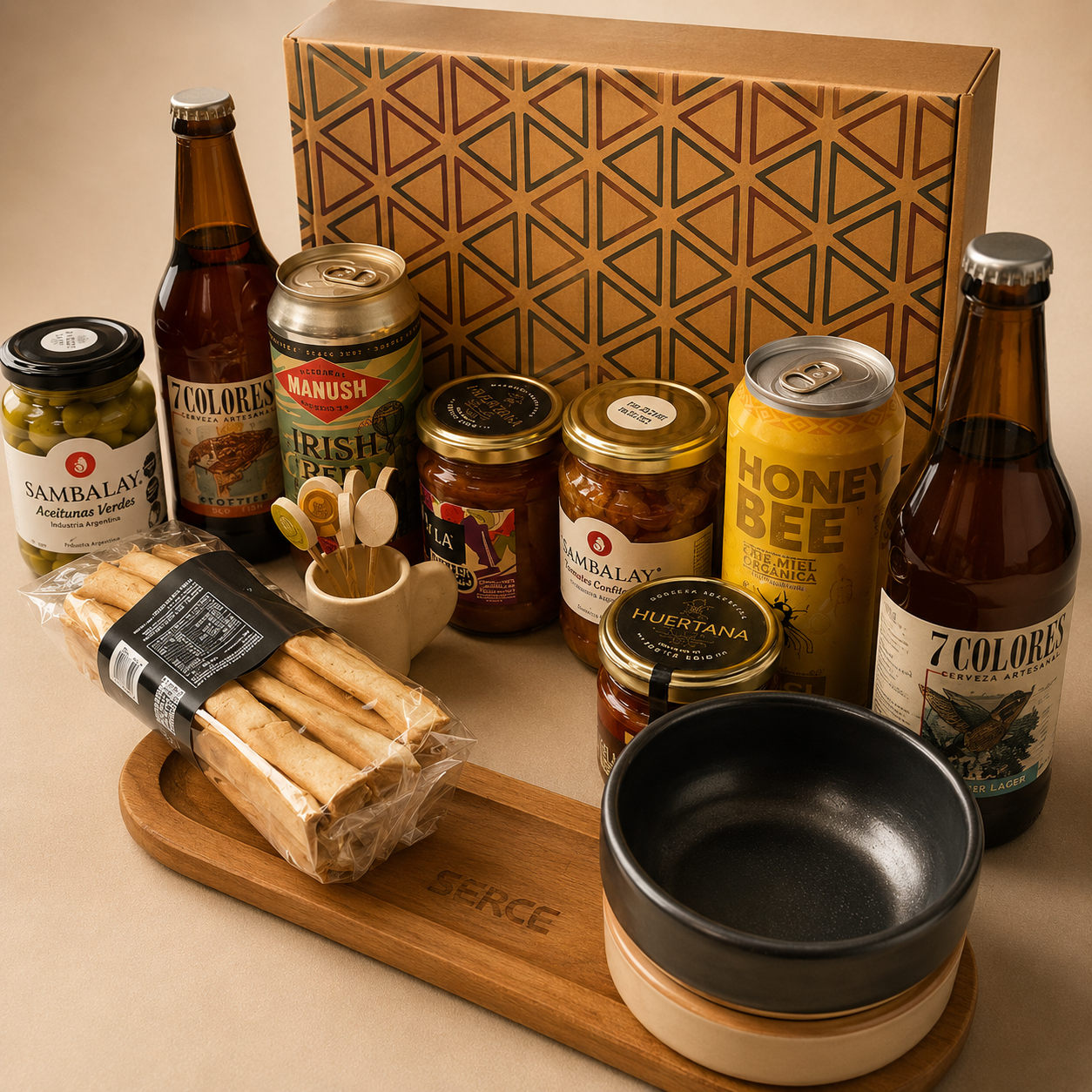Tabla + Ceramica artesanal + Productos gourmet