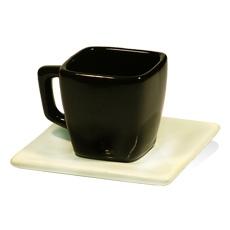 Taza cuadrada y plato