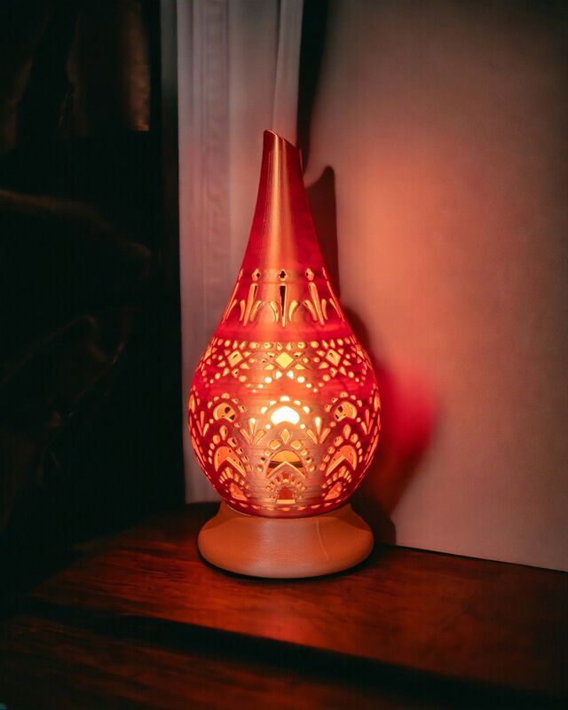 Teardrop Table Lamp