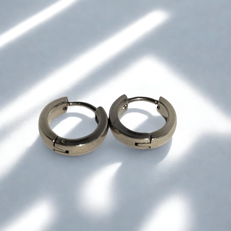 Thick ring earrings