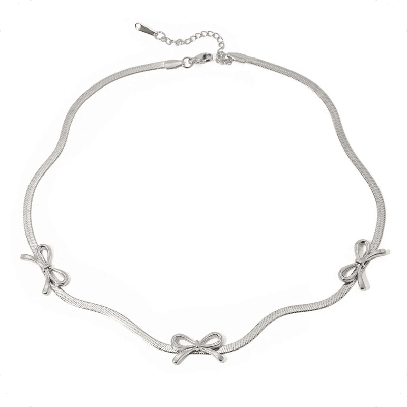 Three Bows Necklace
