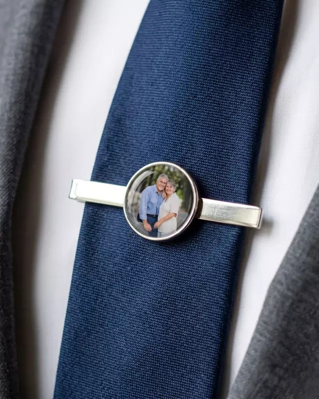 Tie Clip Bar