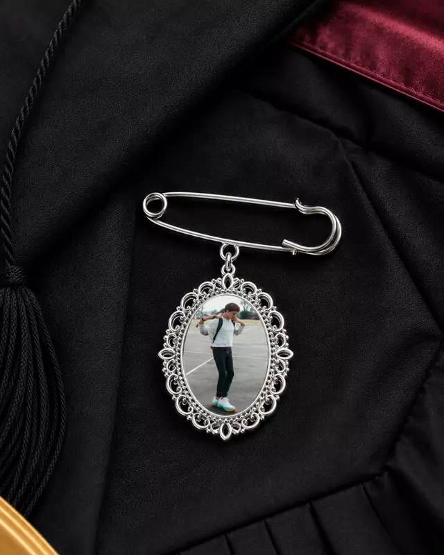 Tribute Collection Tassel Charm Set