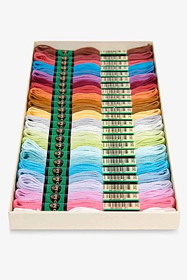 Scatola 24 Matassine Cotone Lanato DMC Nuovi Colori Scatola 24 Matassine Cotone Lanato DMC Nuovi Colori