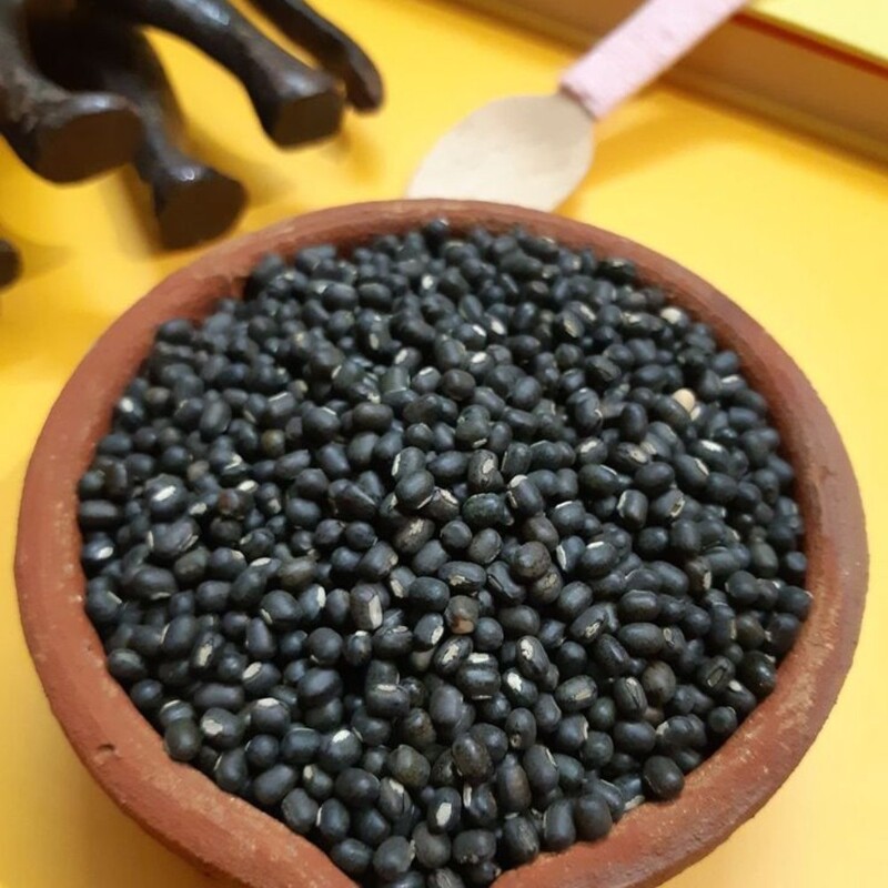 Urad Whole Black / Black Gram / Urad Bean