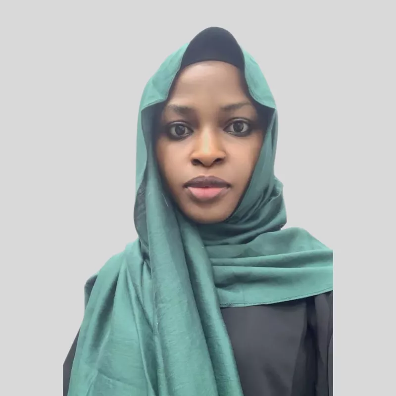 GREEN SCARF