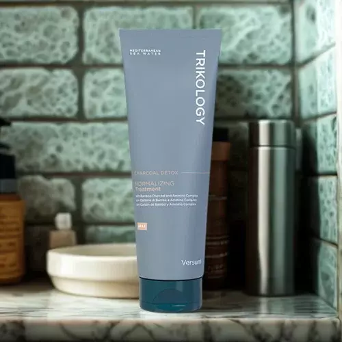 Versum Normalizing Treatment Charcoal Detox for scalp and hair purification