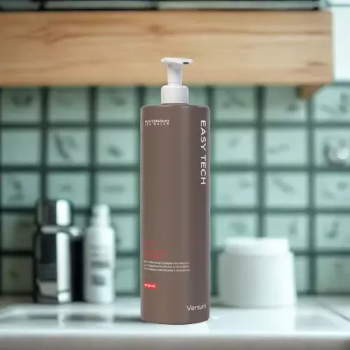 Applying Versum shampoo before washing hair