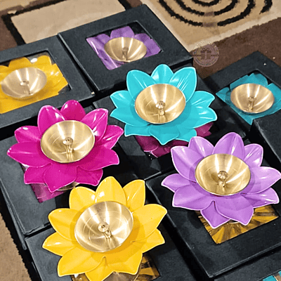 Bloom Glow Lotus Tealight Holder