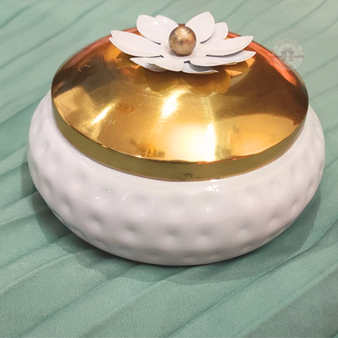 Serene Lotus Treasure - MG2503