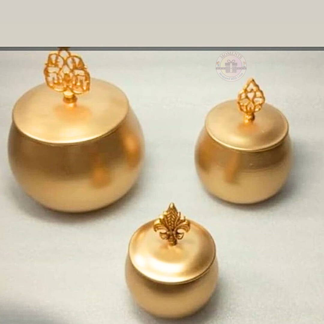 Majestic Matte Gold Jar (Set of 3)